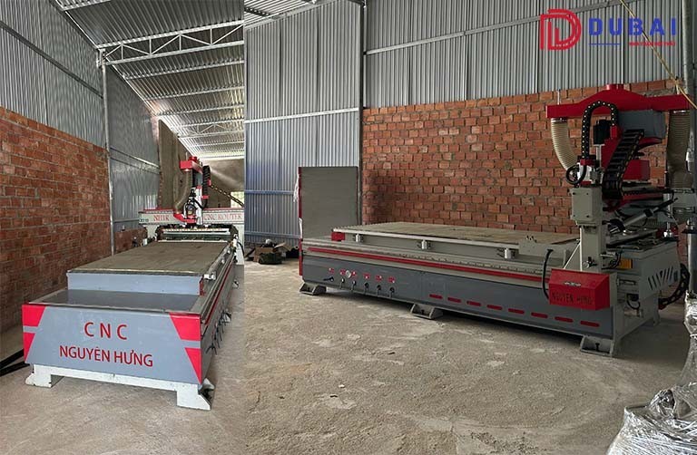 Mẫu máy CNC hiện đại được Nội Thất DUBAI nhập khẩu