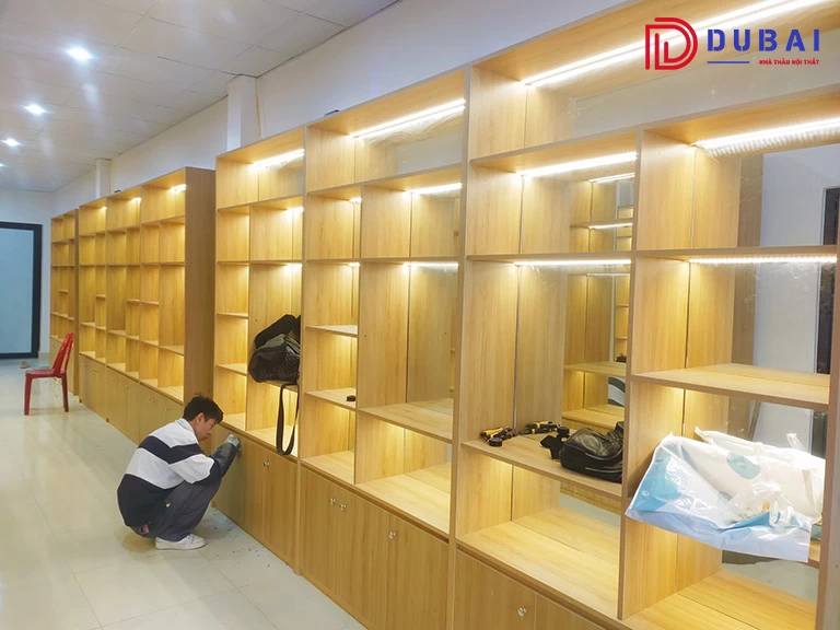 Thi Công Nội Thất Showroom