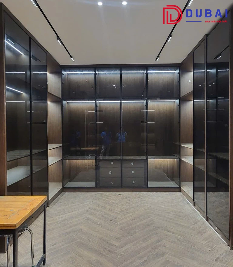 Thi Công Nội Thất Showroom