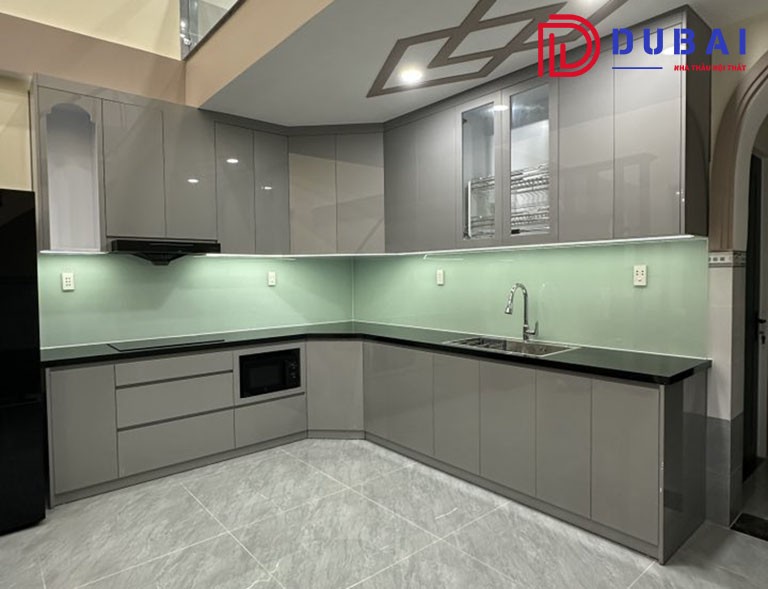 tủ bếp góc xéo