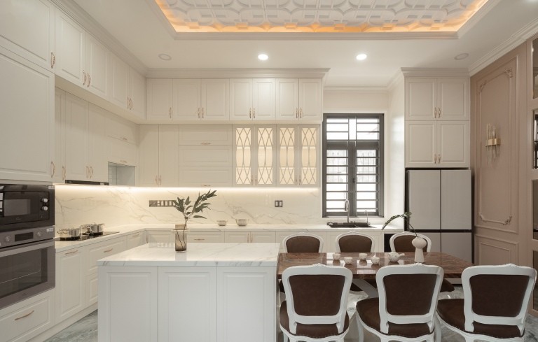 tủ bếp màu trắng